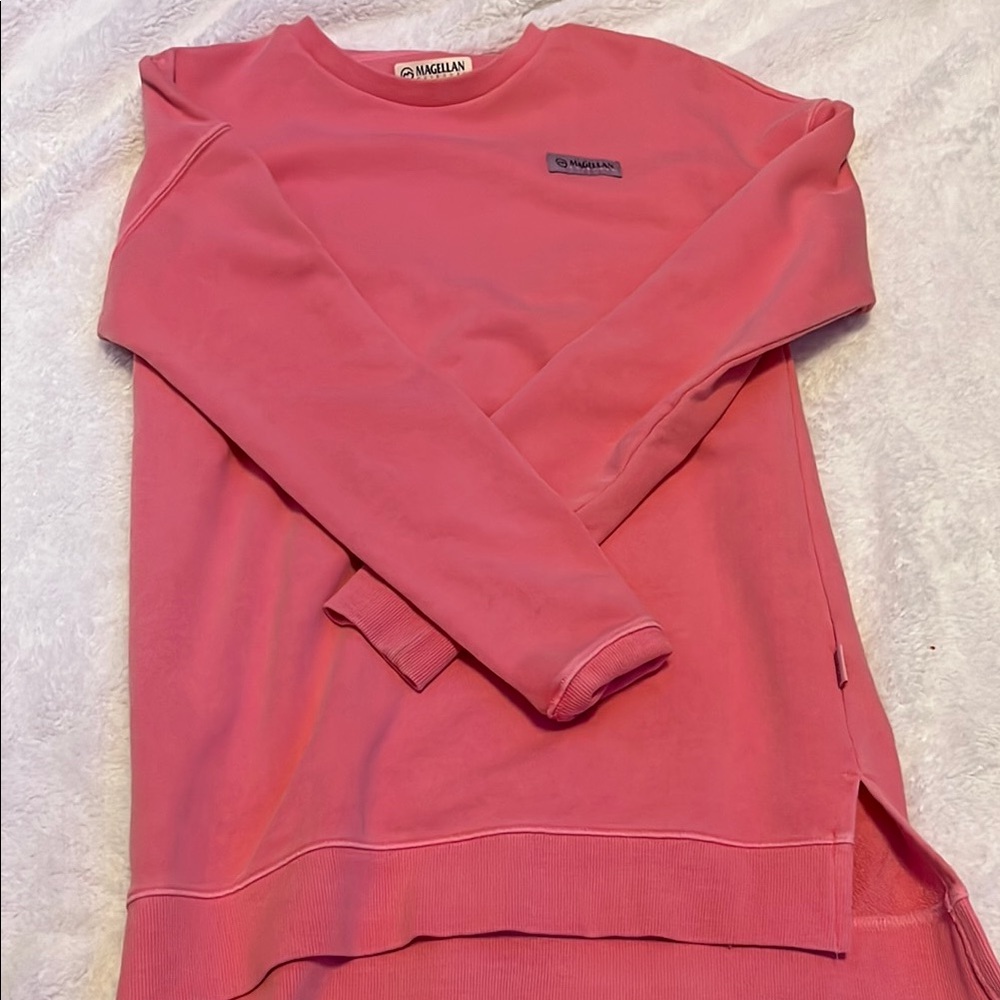 Magellan Outdoors Pink Long Sleeve Boxy Sweatshirt
